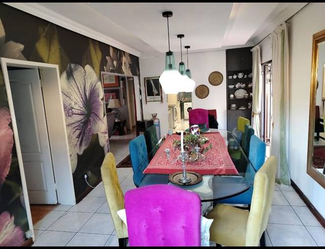 4 BEDROOM HOUSE FOR SALE IN KEW